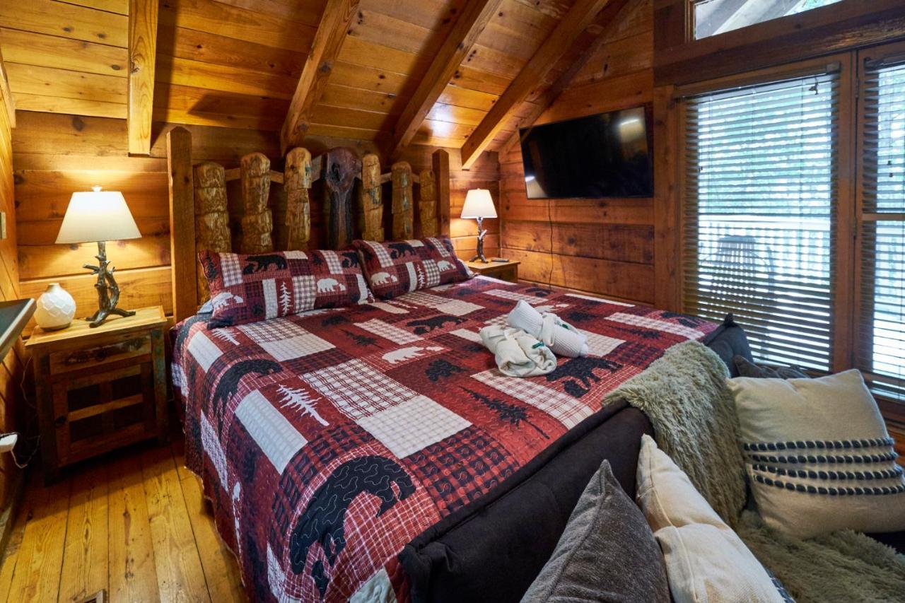 Gatlinburg Area Hottub Cabin - Ladyslipper セバービル エクステリア 写真